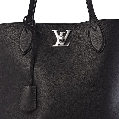 louis vuitton lockme tote bag